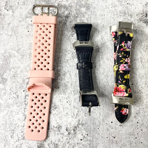 Bundle of 6 Charge 4 Fitbit Bands - Picture 5 of 6